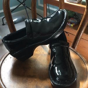 B.O.C, Born Co. Black Patent Clogs Size 8